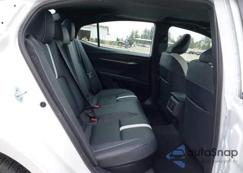 2025 Toyota Camry Se z USA, uszkodzony, nr VIN 4T1DBADK5SU024492